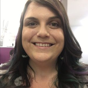 Meet your Posher, Pamela